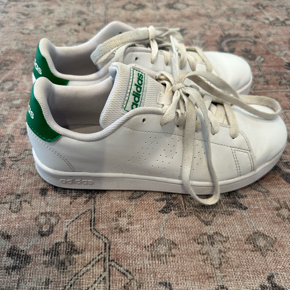 Kids Adidas Advantage Base